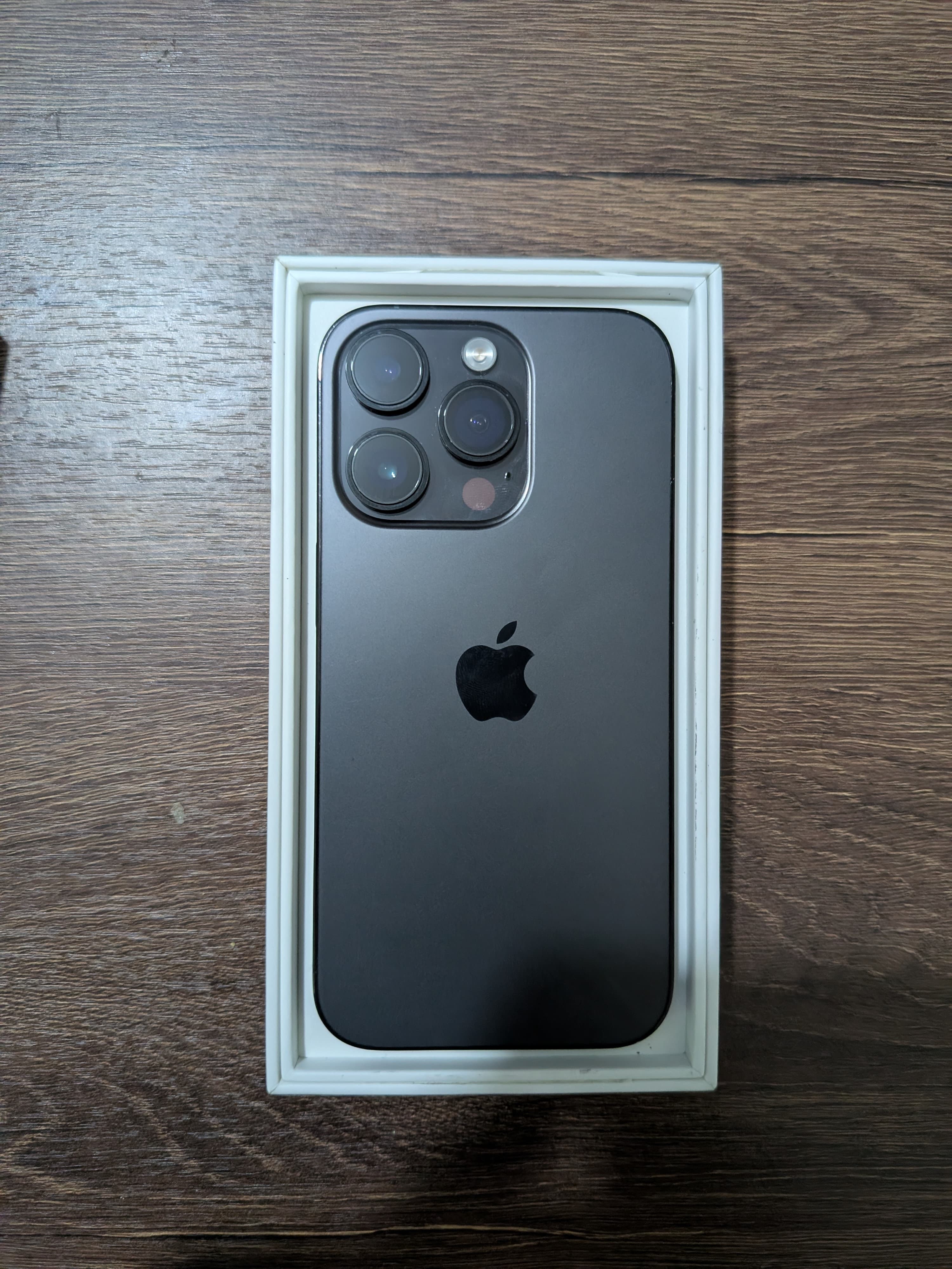 iPhone 14 Pro Esim